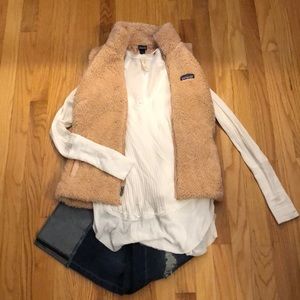 EUC Los Gatos Fuzzy Vest